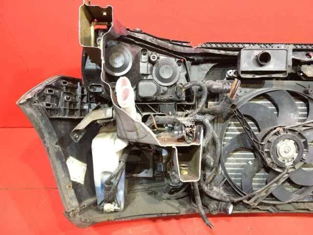 Бампер для Volkswagen Polo IV (9N3) 2005-2009 на фотографиях