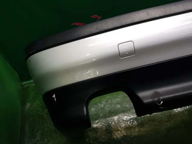 Бампер задний для BMW 7er Е38 1994-2001 на фотографиях