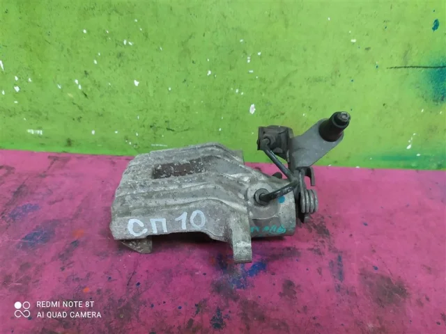 Суппорт задний правый для Skoda Octavia A5 Tour на фотографиях