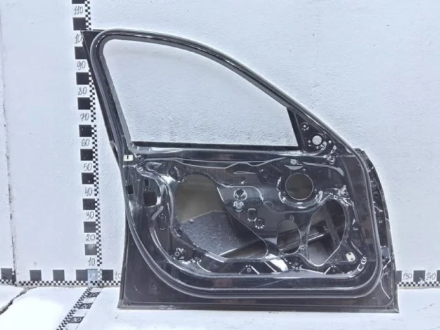 Накладка на дверь передняя левая для BMW 3er F30 2011-2019 на фотографиях