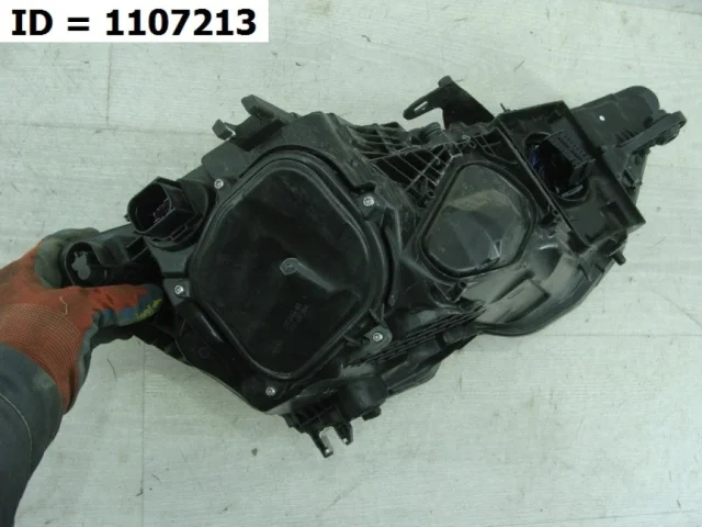 Фары для Audi A7 C8 2018+ на фотографиях