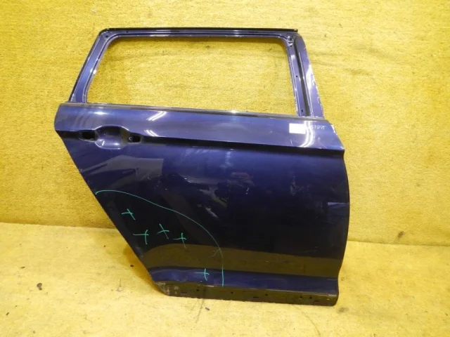 Дверь задняя правая для Volkswagen Passat (B8) Variant 2014-2019 на фотографиях