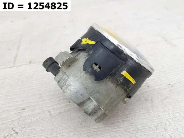 Усилитель переднего бампера для Infiniti QX 80 2013-2022 на фотографиях