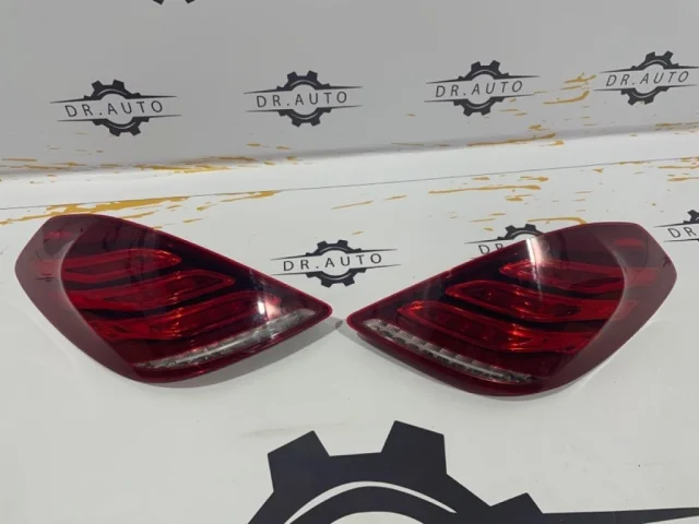 Фонарь правый для Mercedes-Benz S class X222 Maybach 2017-2019 на фотографиях