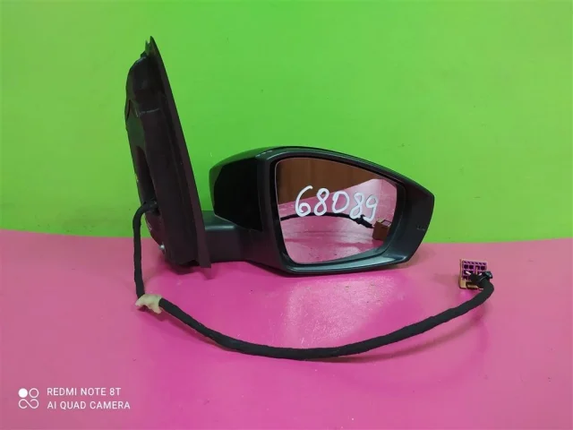 Стекла и зеркала для Volkswagen Polo V (6R) 2009-2014 на фотографиях