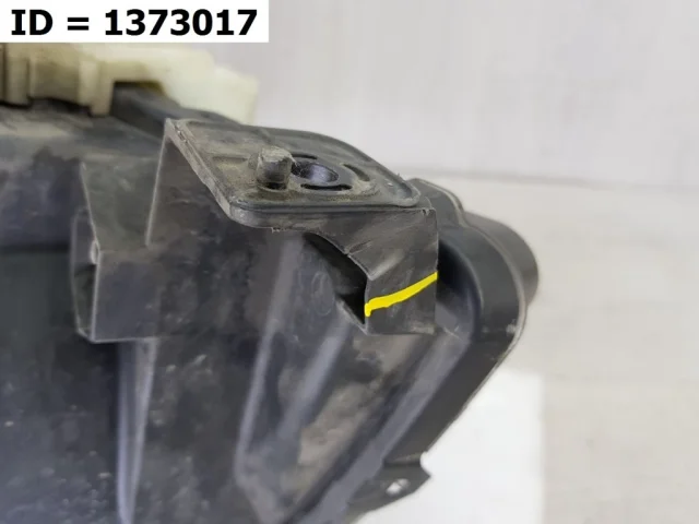 Фара правая для Infiniti QX 80 2013-2022 на фотографиях