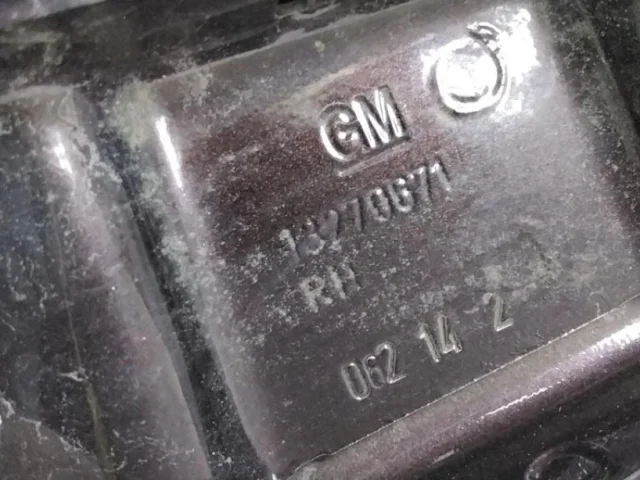 Дверь передняя правая для Opel Astra J Sports Tourer 2009-2017 на фотографиях