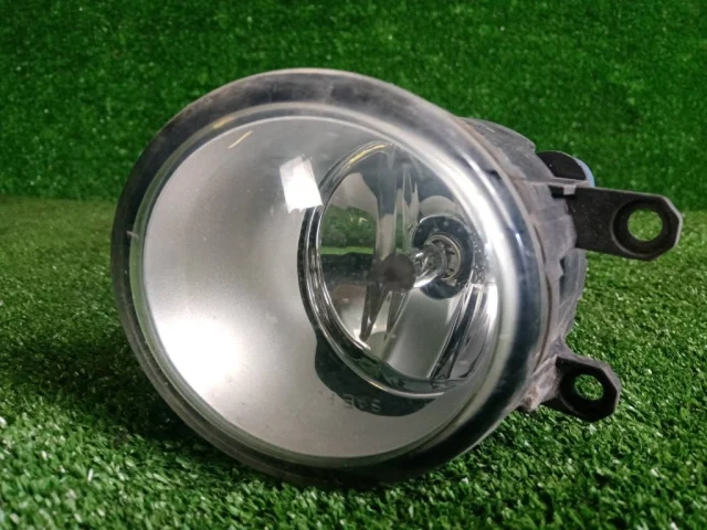 Противотуманка (ПТФ) передняя правая для Lexus RX GGL10,15,16W, GYL10,15,16W (JDM) 2009-2014 на фотографиях