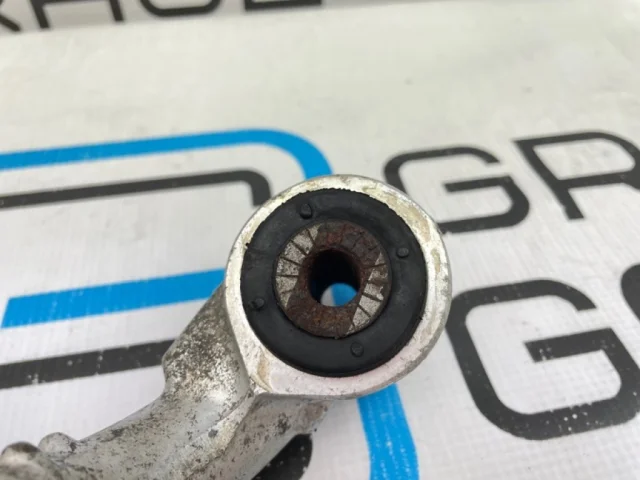 Рычаг передний левый верхний для Mercedes-Benz M class W163 1998-2005 на фотографиях