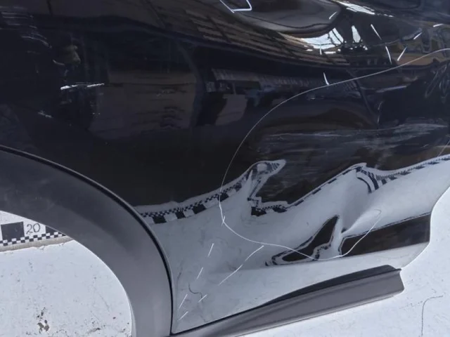 Двери для Infiniti QX 60 2014-2021 на фотографиях