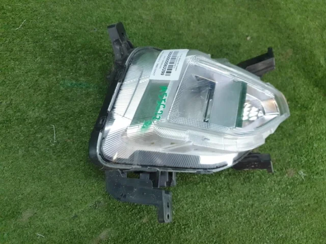 Противотуманка (ПТФ) передняя правая для Hyundai Creta 2 SU2 2021+ на фотографиях