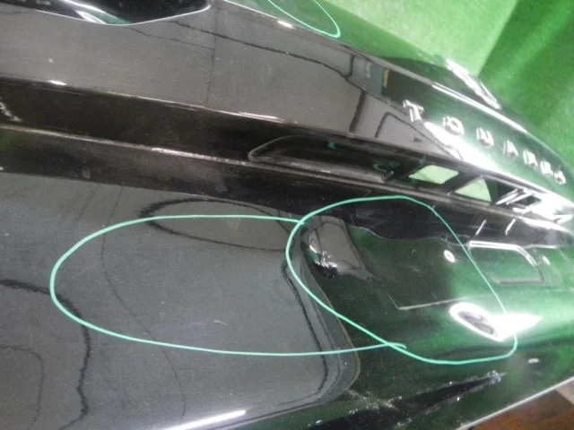 Дверь багажника для Volkswagen Touareg III (CR) 2018+ на фотографиях