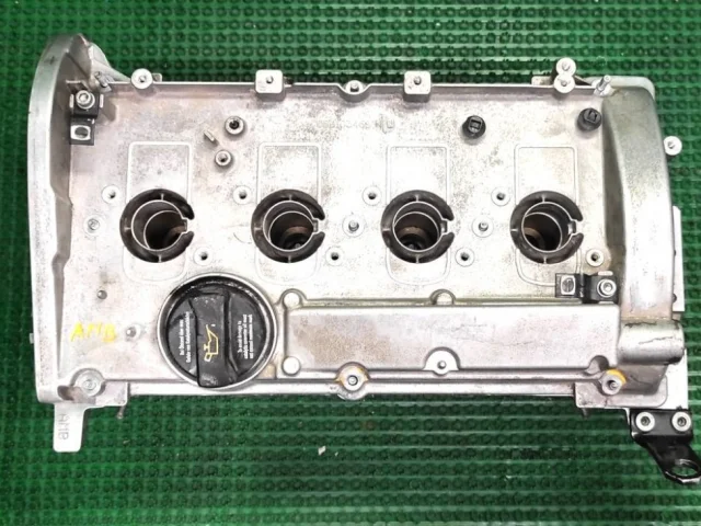 ГБЦ для Audi A4 B6 Кабриолет 2000-2004 на фотографиях