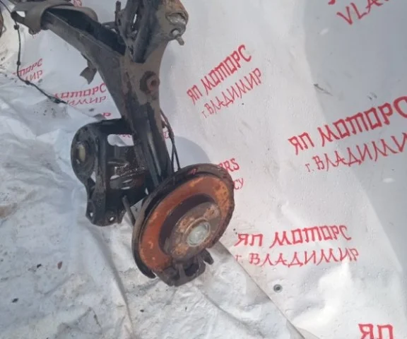 Задняя балка для Citroen C4 Седан 2010-2016 на фотографиях