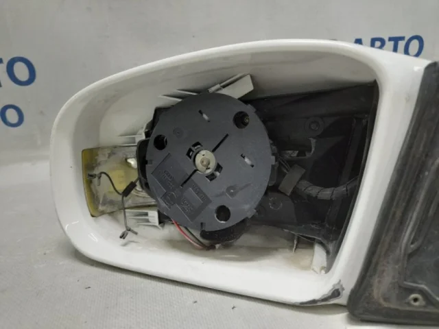 Стекла и зеркала для Mercedes-Benz S class W220 1998-2005 на фотографиях