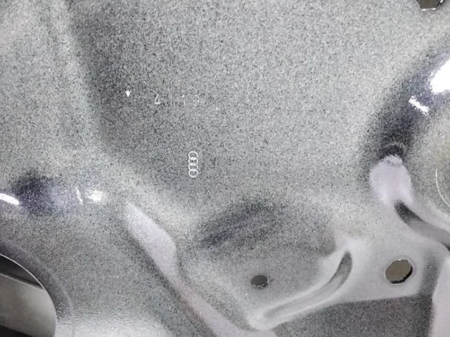 Дверь задняя правая для Audi Q8 4M 2018-2023 на фотографиях