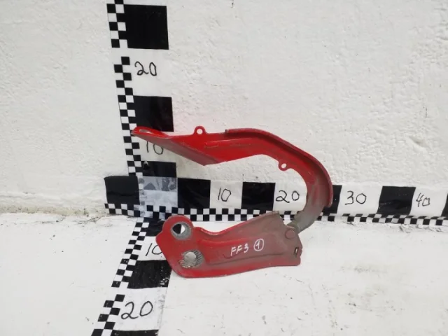 Петля капота левая для Ford Kuga CBV 2008-2013 на фотографиях