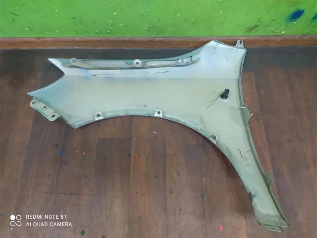 Крыло правое для Skoda Fabia 5J Estate 2007-2015 на фотографиях