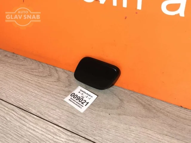 Крышка форсунки фароомывателя левая для Nissan Qashqai J10 2006-2013 на фотографиях