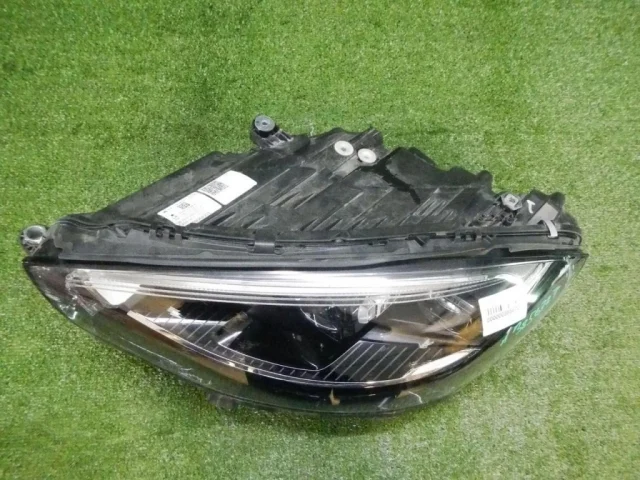 Фары для Mercedes-Benz S class W223 2021+ на фотографиях