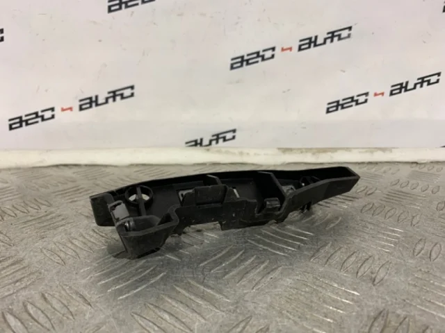 Направляющая бампера передняя правая для Citroen DS4 2011-2016 на фотографиях