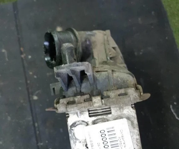 Интеркулер левый для Audi Q8 4M 2018-2023 на фотографиях