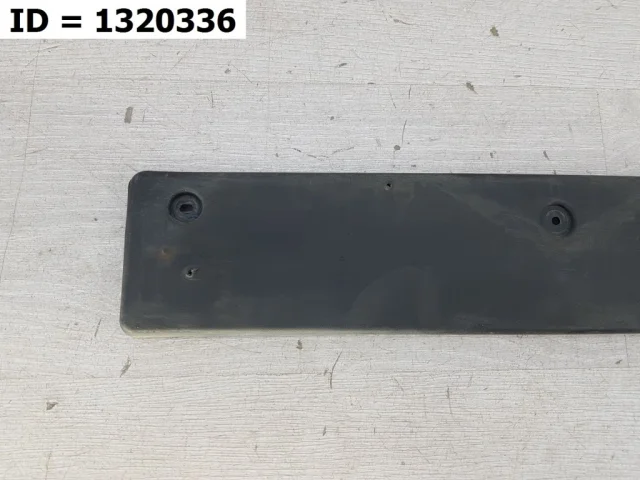 Накладка под номер для Hyundai Tucson TL rest 2018-2021 на фотографиях