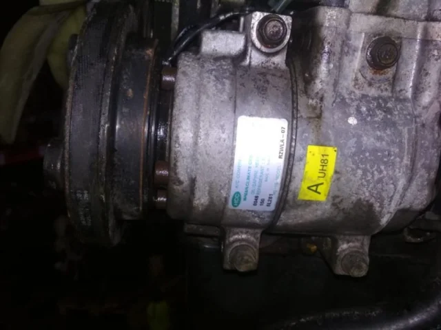 Двигатель без навесного для Mazda MPV LV 1995-1999 на фотографиях