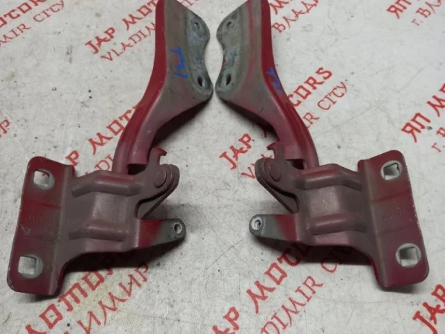 Петля капота левая для Nissan X-Trail T31 RU 2007-2014 на фотографиях