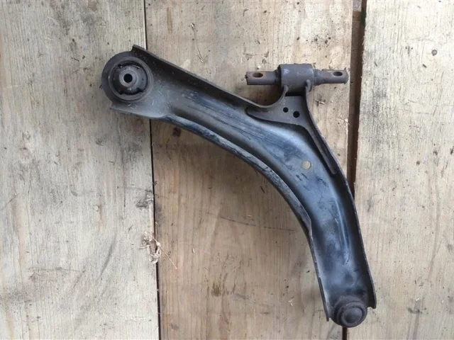 Рычаг передний левый верхний для Nissan X-Trail T31 JDM 2007-2013 на фотографиях