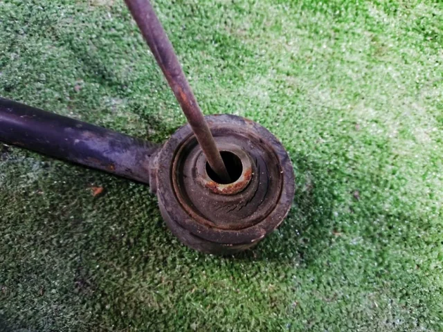 Стойка стабилизатора задняя для Nissan Murano Z51 2007-2015 на фотографиях