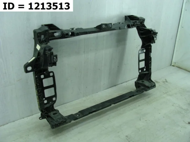 Панель радиатора (телевизор) для Audi Q8 4M 2018-2023 на фотографиях