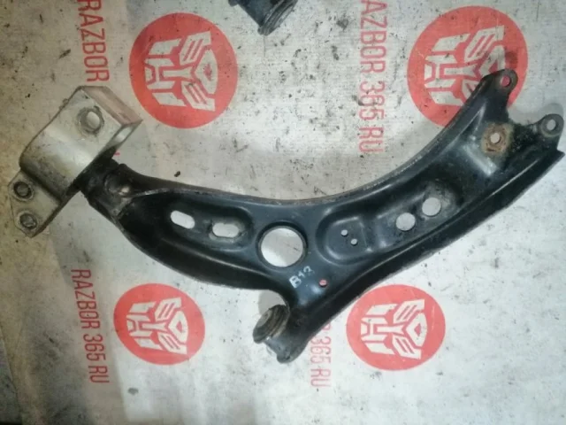 Рычаг передний левый нижний для Volkswagen Tiguan I NF 2006-2017 на фотографиях