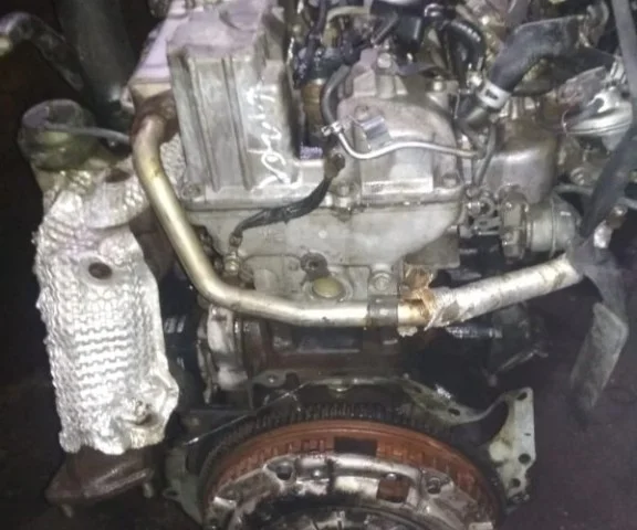 Двигатель без навесного для Mazda MPV LV 1995-1999 на фотографиях