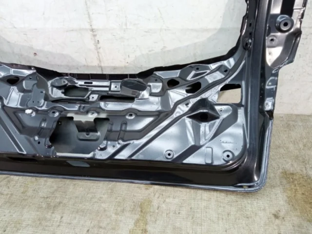 Крышка багажника для Subaru XV GT/G24 2017+ на фотографиях