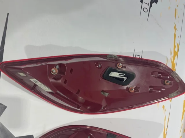 Фонарь правый для Mercedes-Benz S class X222 Maybach 2017-2019 на фотографиях