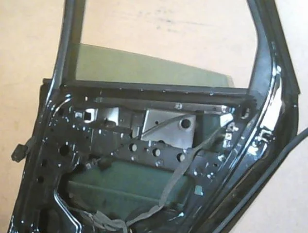 Двери для Renault Scenic JM rest 2006-2009 на фотографиях