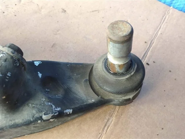 Рычаг передний левый нижний для Nissan Murano Z51 2007-2015 на фотографиях