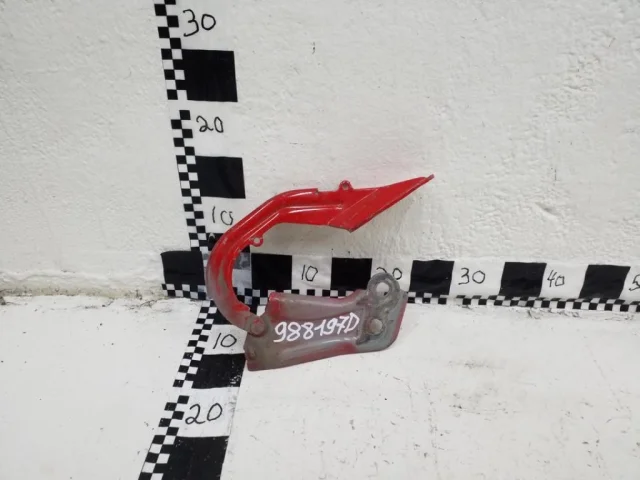 Петля капота левая для Ford Kuga CBV 2008-2013 на фотографиях