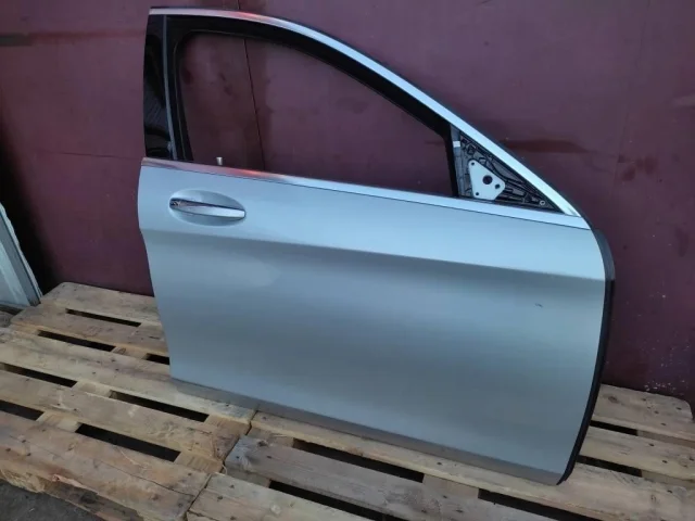 Дверь передняя правая для Mercedes-Benz S class W222 2013-2017 на фотографиях