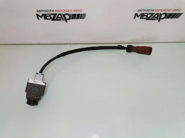 Камера заднего вида для Mercedes-Benz S class W222 2013-2017 на фотографиях