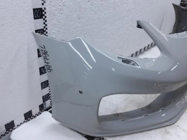 Бампер передний для Porsche Panamera Универсал 2017-2024 на фотографиях