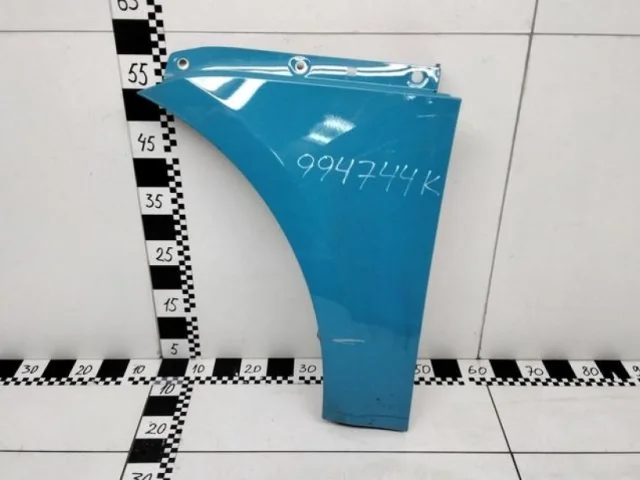 Крылья для Porsche Macan 95B 2014-2023 на фотографиях