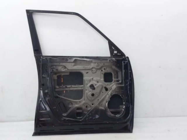 Двери для Infiniti QX 56 2010-2014 на фотографиях