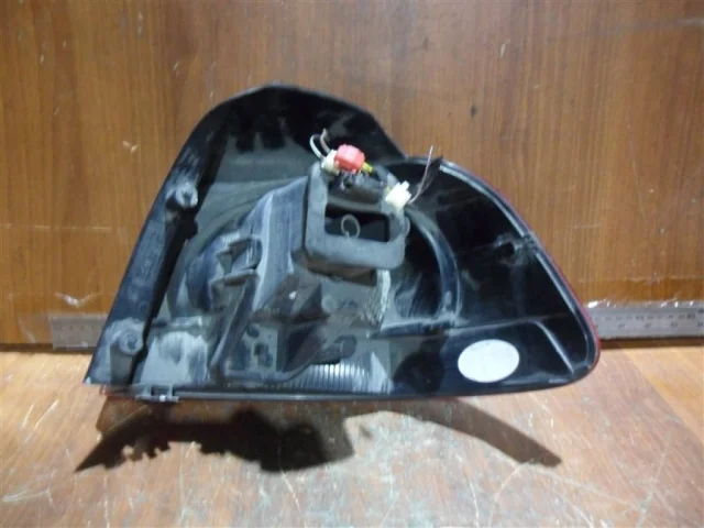 Фонарь подсветки номера правый для Volkswagen Passat Variant (B6, Typ 3C) 2004-2010 на фотографиях