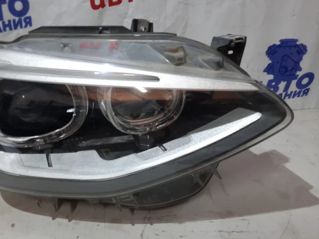 Фара правая для BMW 1er Ф20 2011-2015 на фотографиях