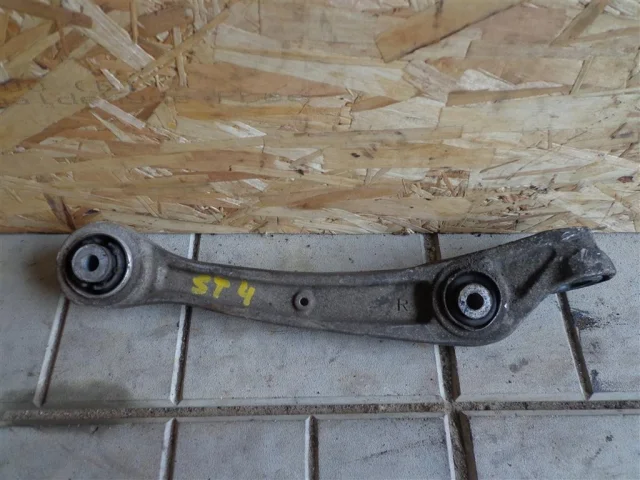 Качающийся рычаг правый для Audi A4 B8 2007-2015 на фотографиях