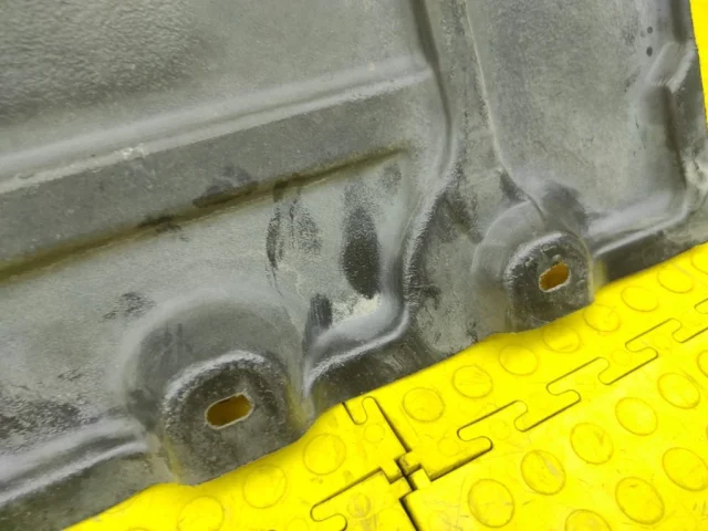 Защита днища для BMW 5er Е39 Touring 1997-2004 на фотографиях