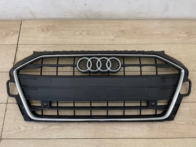 Решетка радиатора для Audi A4 B9 2015+ на фотографиях
