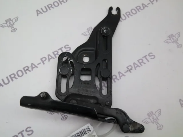 Петля капота правая для BMW X5 Е70 2006-2013 на фотографиях